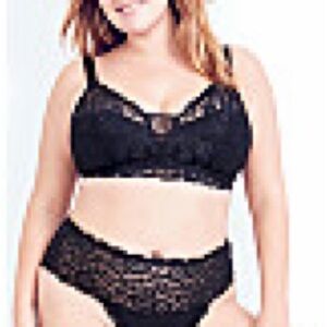 Hips & Curves Black Wire Free Lace Bra 40B